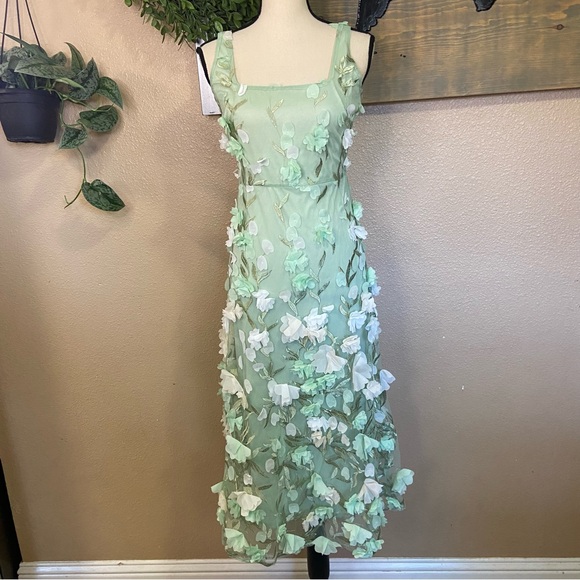 NWOT Lulus Elite Cutie Mint Green Mesh 3D Floral Embroidered Midi Dress - Picture 2 of 10